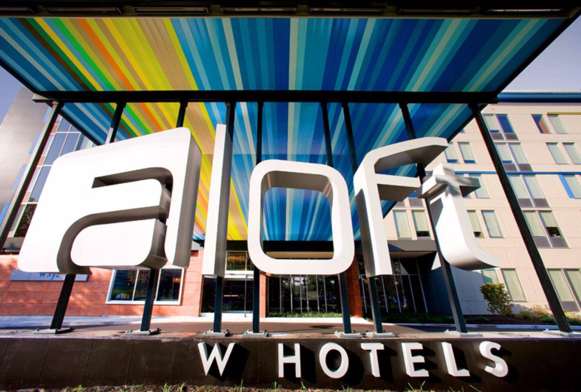 Aloft Louisville East Exterior photo